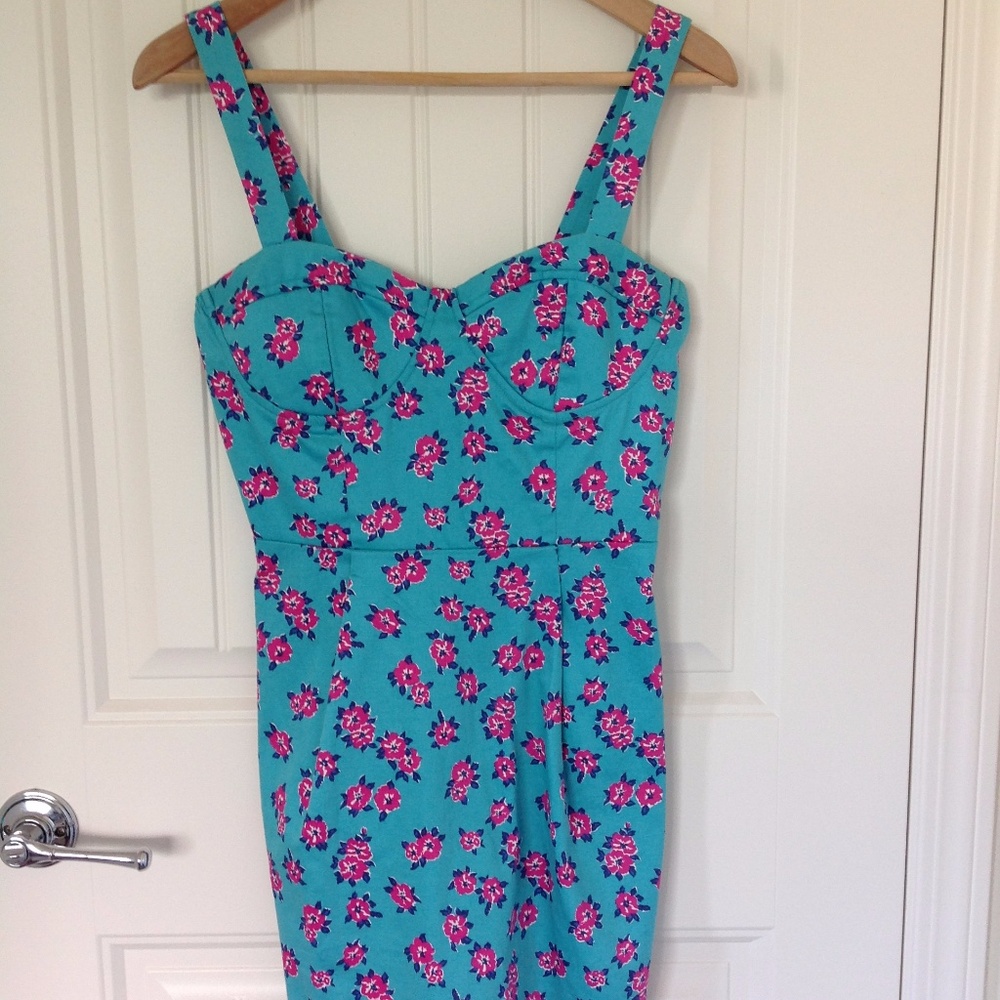 🎁3 for $30🎁 Forever 21 Flower Dress
